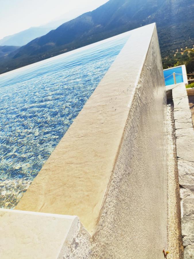 Villa Kefali Kavoúsion 외부 사진