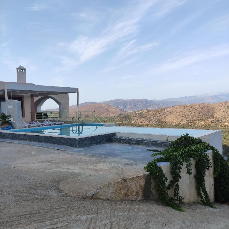 Villa Kefali Kavoúsion 외부 사진